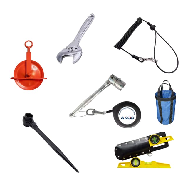 SCAFFOLDING TOOLS AND ACCESSORIES